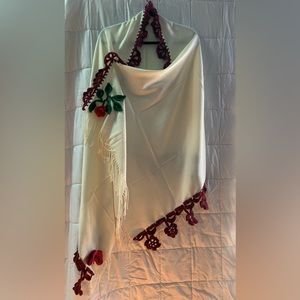 Worsted shawl, hand-knitted, cream and dark red,